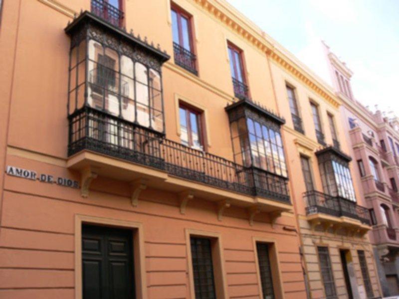 Hotel y Apartamentos Doña Lola Sevilla Exterior foto